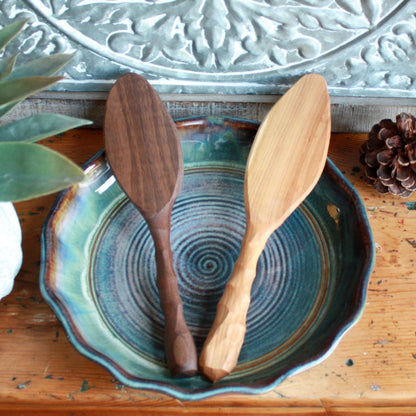 Handmade Wood Cake and Pie Server - Made in the USA