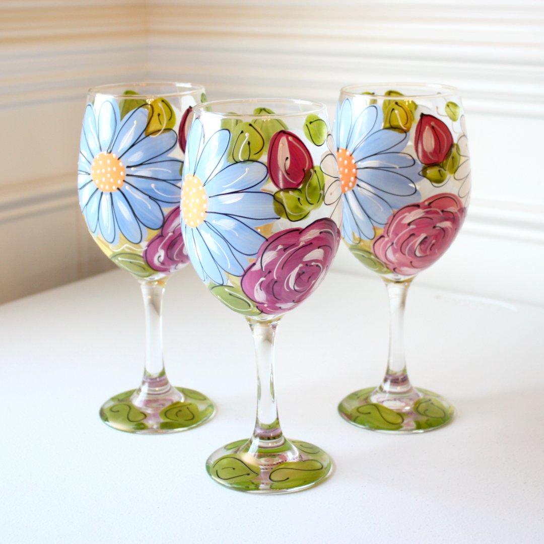 Hand Painted Wine Glasses - Mom's Favorite - Made in the USA